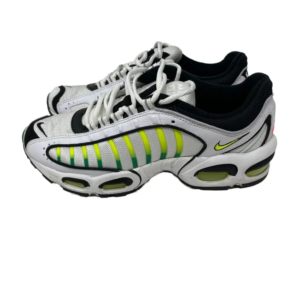 EUC Nike Mens Air Max Tailwind IV 4 OG 7.5‎